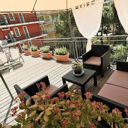 A Casa Di Oscar Leilighet Deiva Marina Eksteriør bilde